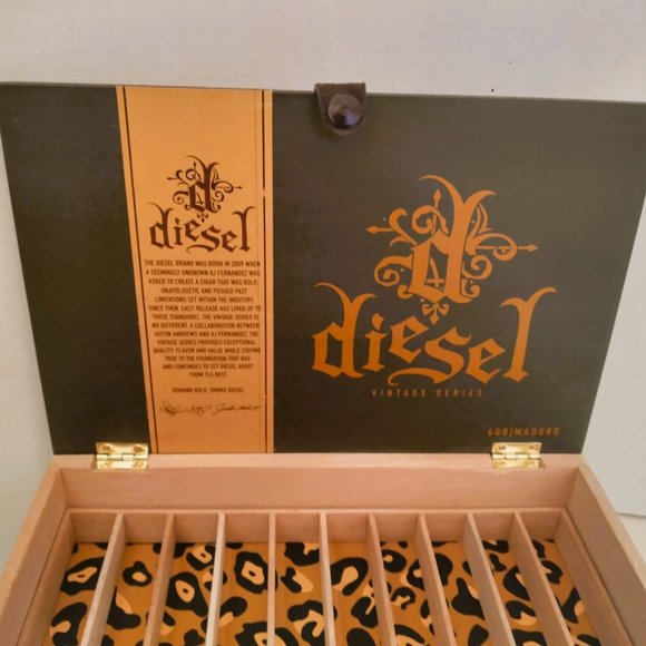 Suenos de Saundra Upcycled, Extremely Rare Diesel Vintage Cigar Box, Storage - Picture 6 of 14